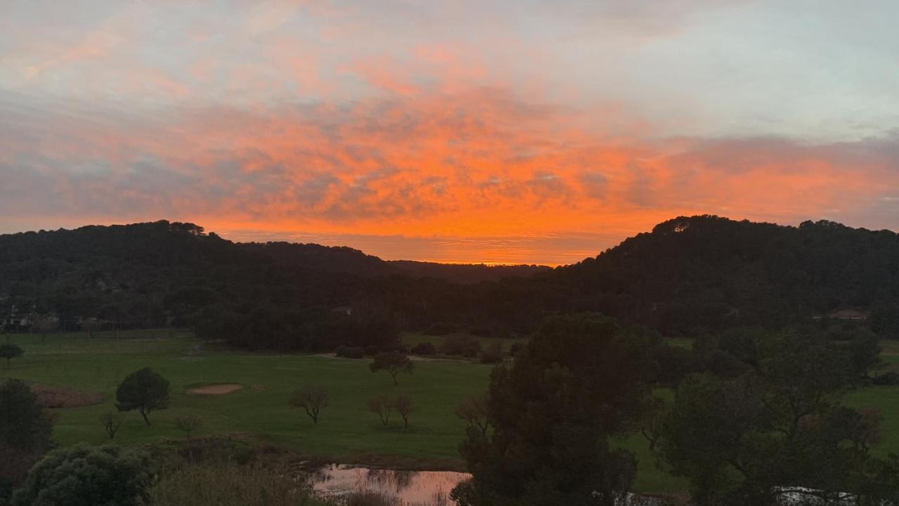Apartamento Atardecer En Menorca Son Parc Vista Al Campo De Golf Esterno foto