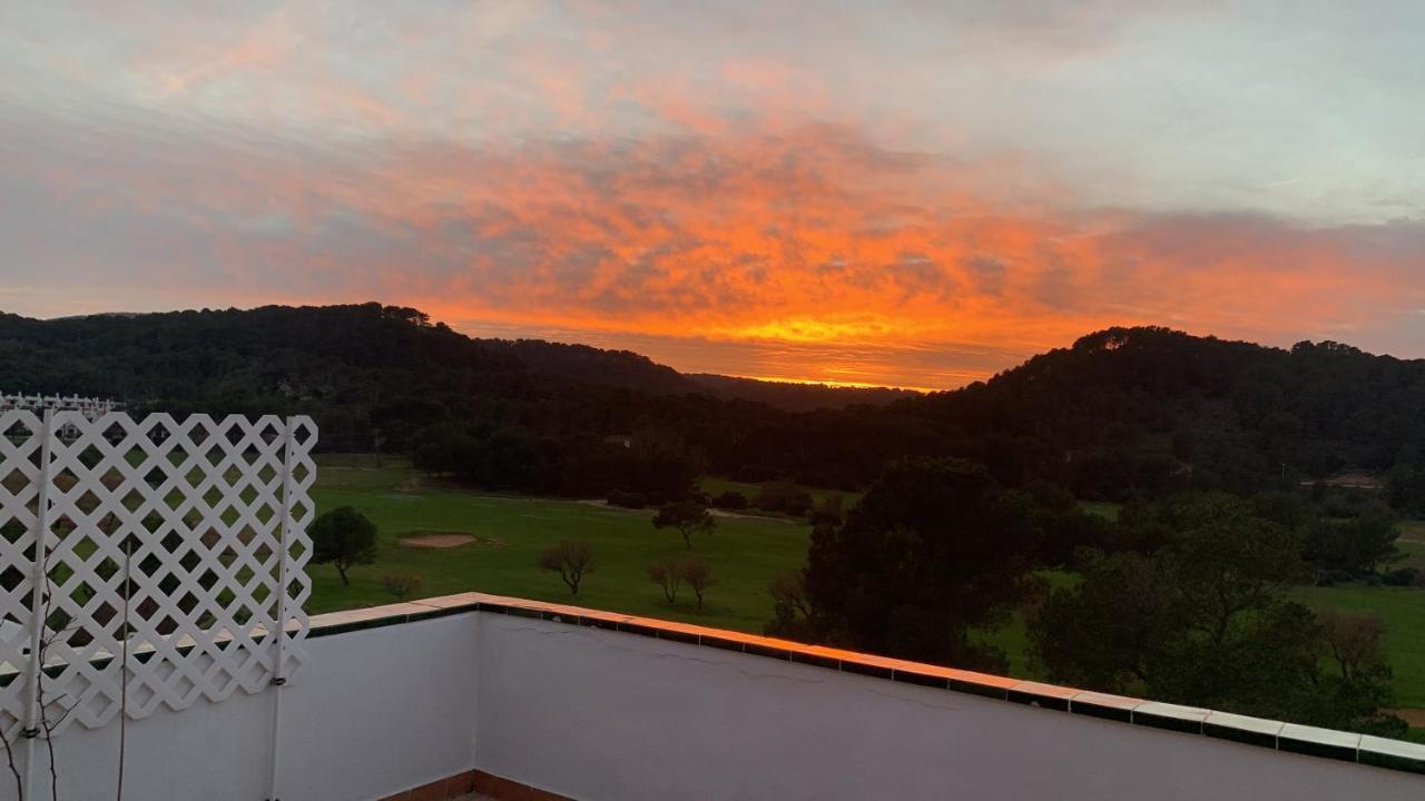 Apartamento Atardecer En Menorca Son Parc Vista Al Campo De Golf Esterno foto